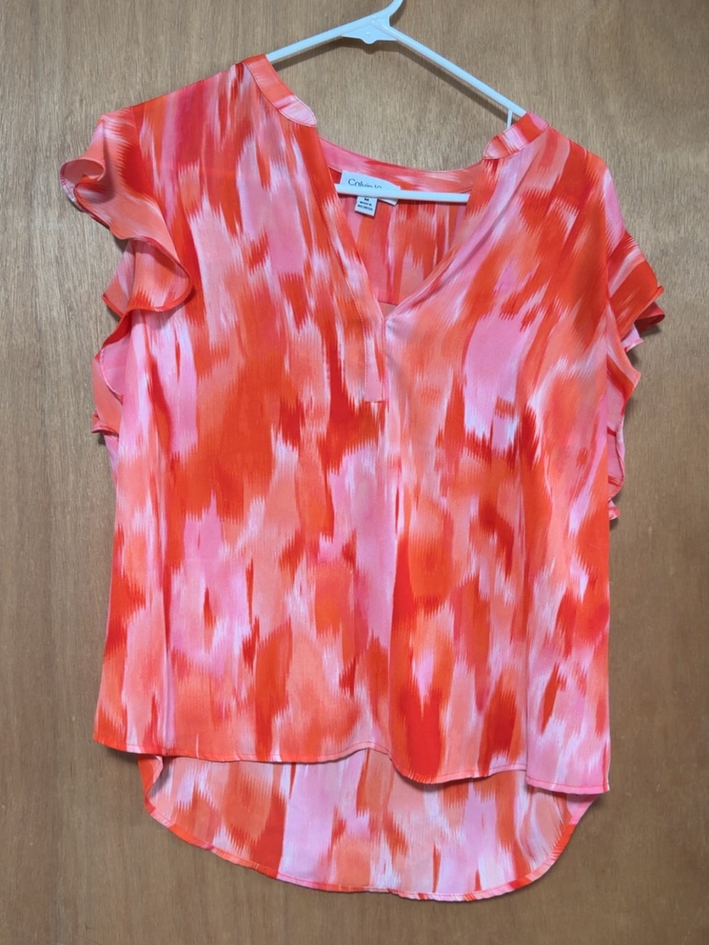 Calvin Klein Pink and Coral Abstract Ruffle-Sleeve V-Neck Top